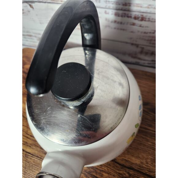 Finland Kaarna enamel Vintage Teapot in a Floral Bouquet - Picture 6 of 9